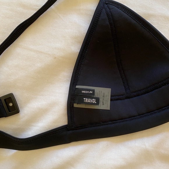 Triangl Bikini - Picture 3 of 3